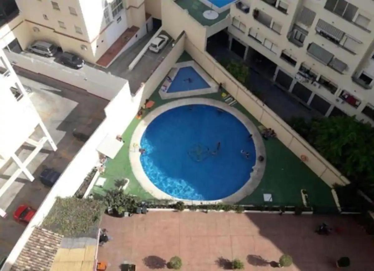 Bonito, Luminoso Y Centrico Apartamento Con Piscina Y Vistas Al Mar Appartement Torremolinos Buitenkant foto